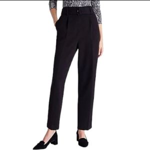 Ann Taylor Black High Waist Taper Pant sz 6
